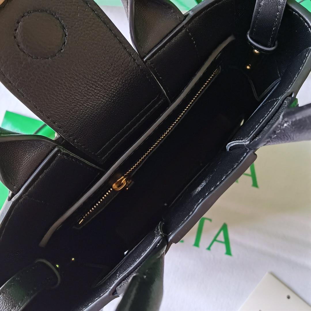 Bottega Veneta Bottega Veneta intrecio Tote Cross 레플리카 35번 이미지 - Bag | 세미샵 레플리카 사이트