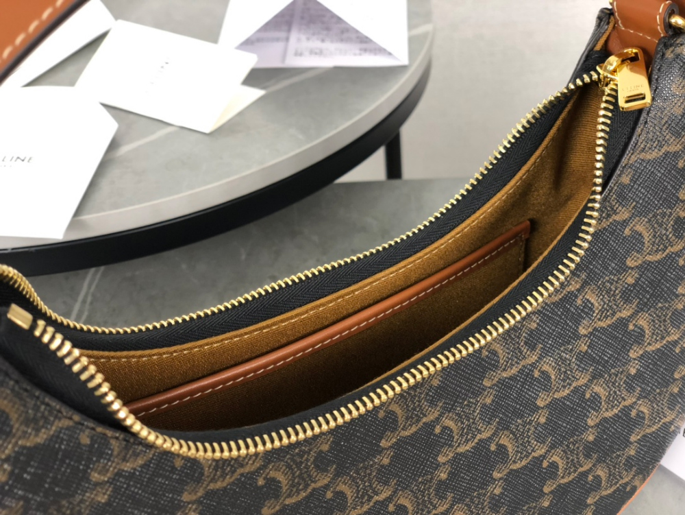 C E L I N E Celine Ava Bag in Triomphe Canvas and Calfskin 레플리카 9번 이미지 - Bag | 세미샵 레플리카 사이트