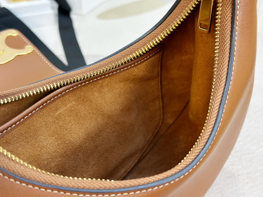 C E L I N E Celine Ava Triomphe Bag Soft Calfskin 레플리카 8번 이미지 - Bag | 세미샵 레플리카 사이트