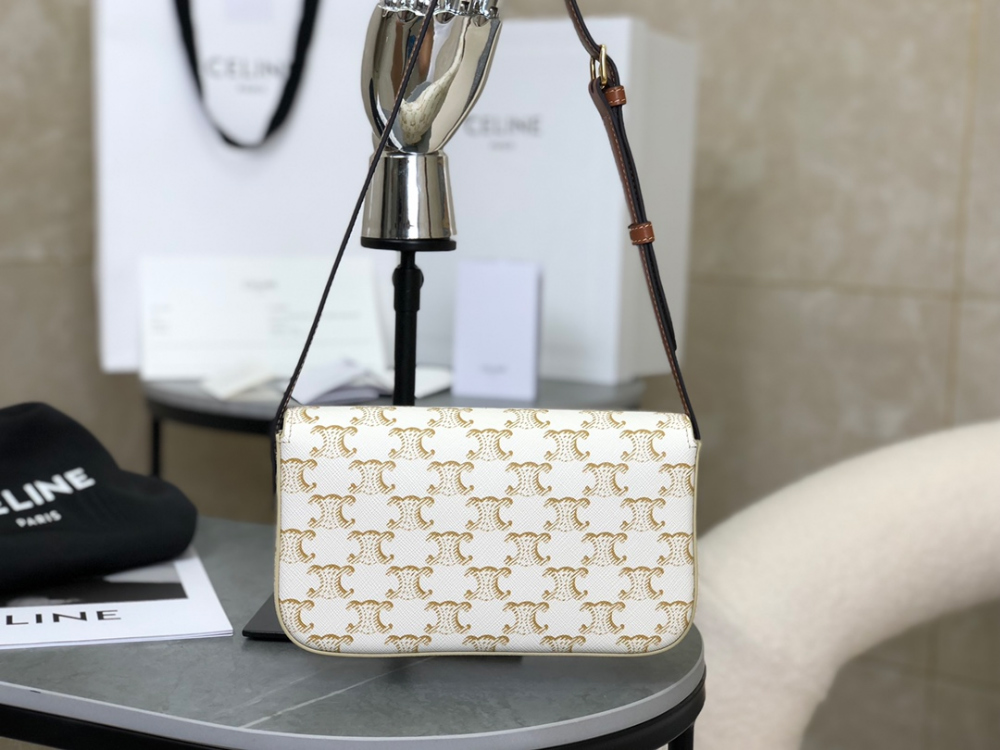 C E L I N E Celine Claude Triomphe Shoulder Bag Calfskin 레플리카 2번 이미지 - Bag | 세미샵 레플리카 사이트