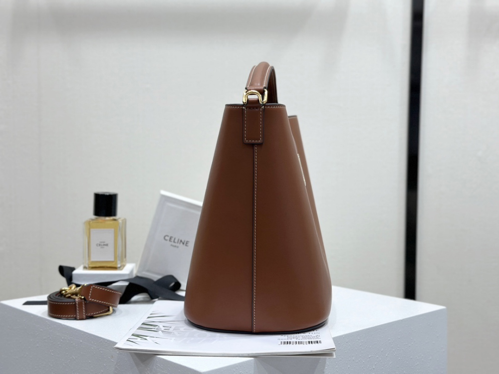 Celine Louise Bag Soft Calfskin - 상세 이미지