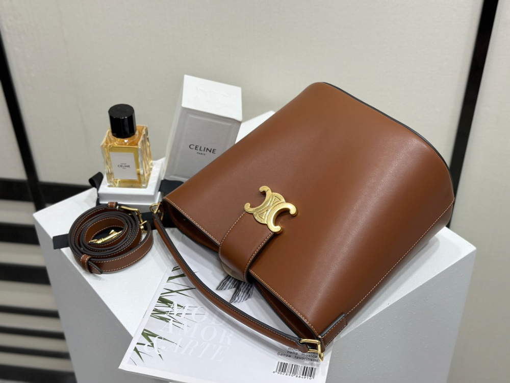 Celine Louise Bag Soft Calfskin - 상세 이미지