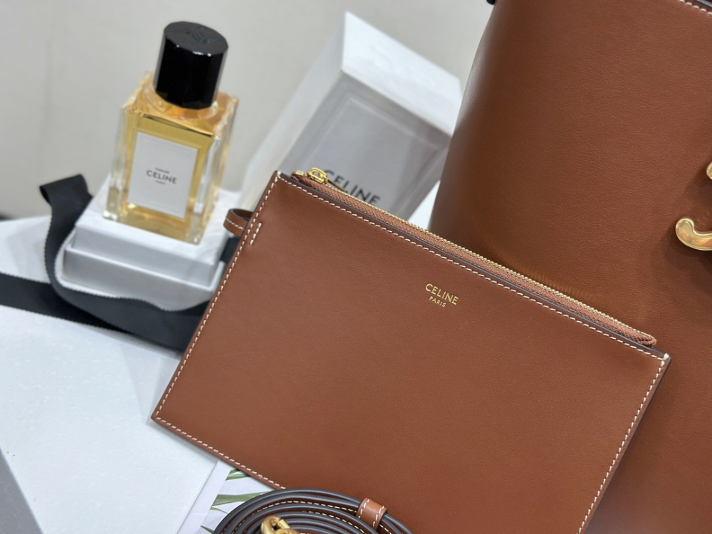 Celine Louise Bag Soft Calfskin - 상세 이미지