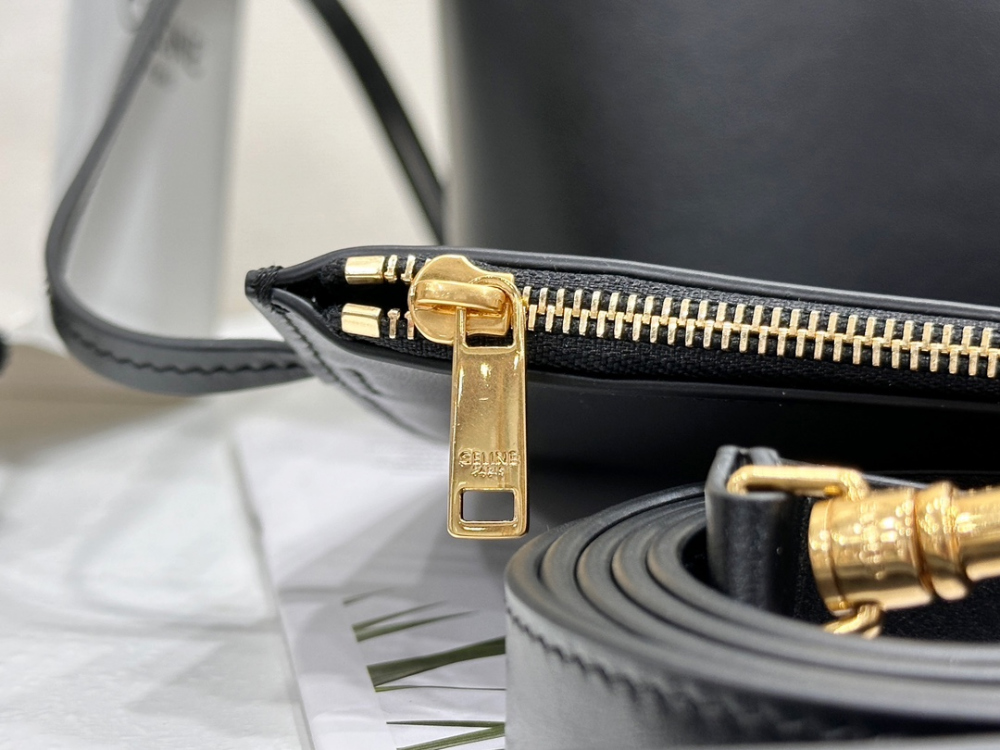 C E L I N E Celine Louise Bag Soft Calfskin 레플리카 9번 이미지 - Bag | 세미샵 레플리카 사이트