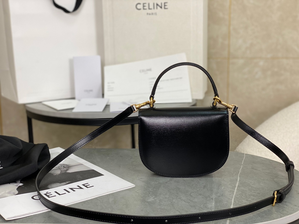 Celine Mini Clea Vesace Calfskin - 상세 이미지