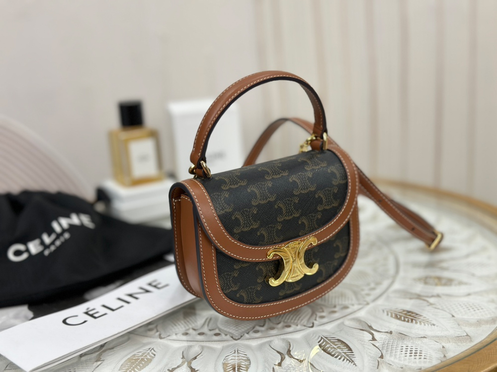 C E L I N E Celine Mini Clea Vesace Canvas & Calfskin 레플리카 3번 이미지 - Bag | 세미샵 레플리카 사이트