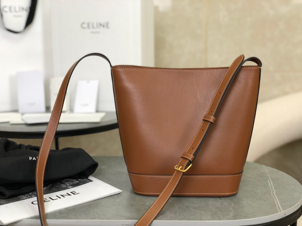 C E L I N E Celine Qurio Triomphe Bucket Soft Calfskin 레플리카 2번 이미지 - Bag | 세미샵 레플리카 사이트