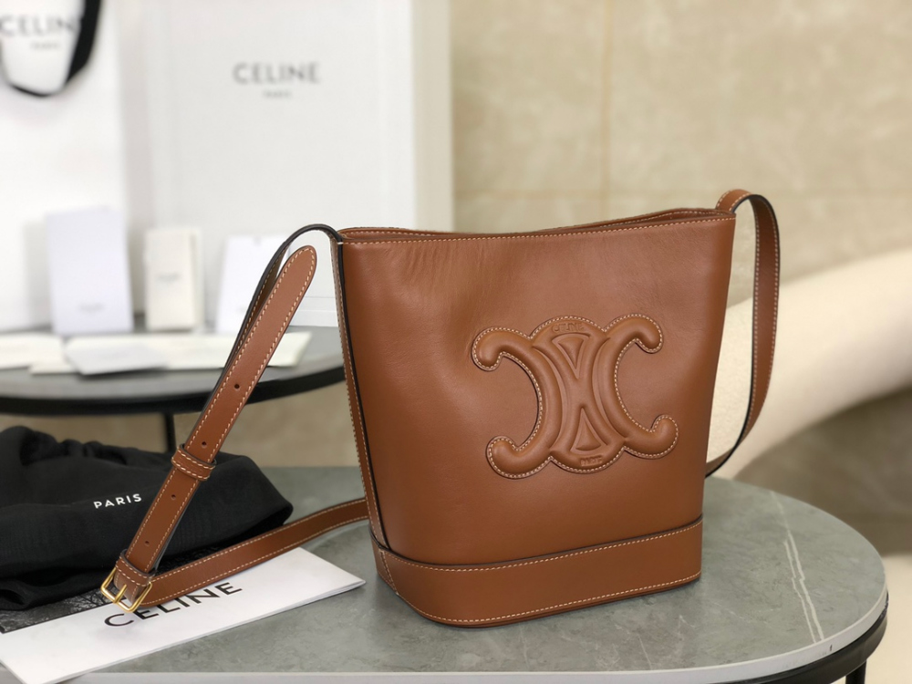 C E L I N E Celine Qurio Triomphe Bucket Soft Calfskin 레플리카 3번 이미지 - Bag | 세미샵 레플리카 사이트