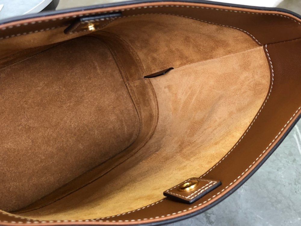 C E L I N E Celine Qurio Triomphe Bucket Soft Calfskin 레플리카 8번 이미지 - Bag | 세미샵 레플리카 사이트