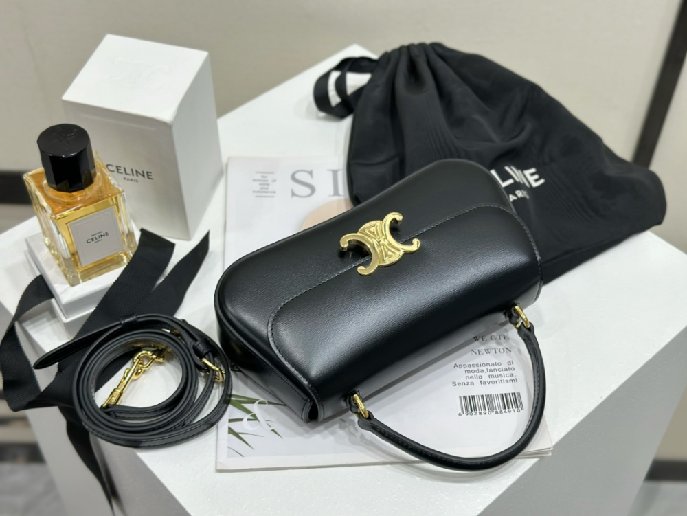 C E L I N E Celine Teen Lola Triomphe Shiny Calfskin 레플리카 5번 이미지 - Bag | 세미샵 레플리카 사이트