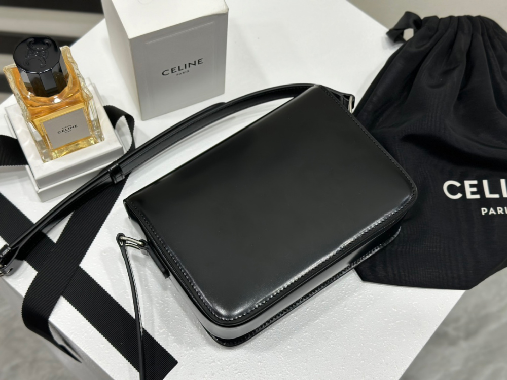 C E L I N E Celine Teen Triomphe Bag Shiny Calfskin 레플리카 2번 이미지 - Bag | 세미샵 레플리카 사이트