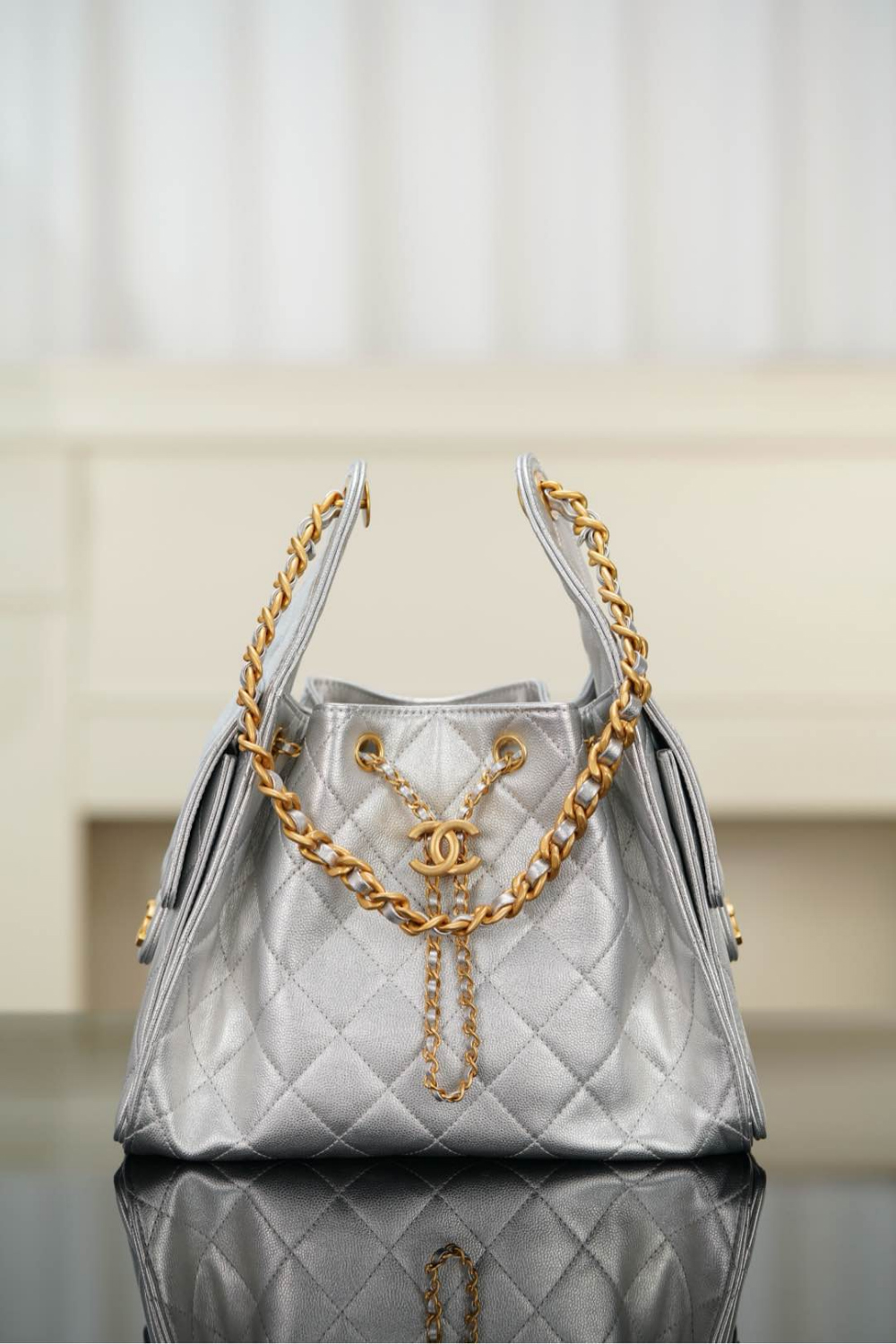 Chanel 25 Hobo Small