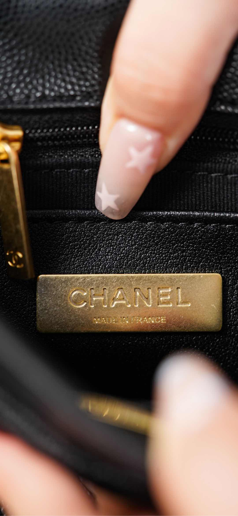 C H A N E L Chanel Small Backpack Caviar 레플리카 11번 이미지 - Bag | 세미샵 레플리카 사이트