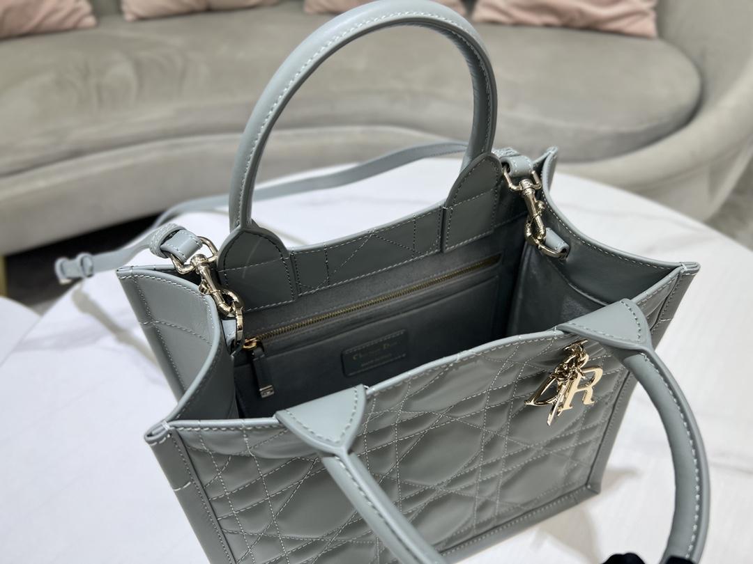 D I O R Dior Book Tote Cross Leather 레플리카 7번 이미지 - Bag | 세미샵 레플리카 사이트