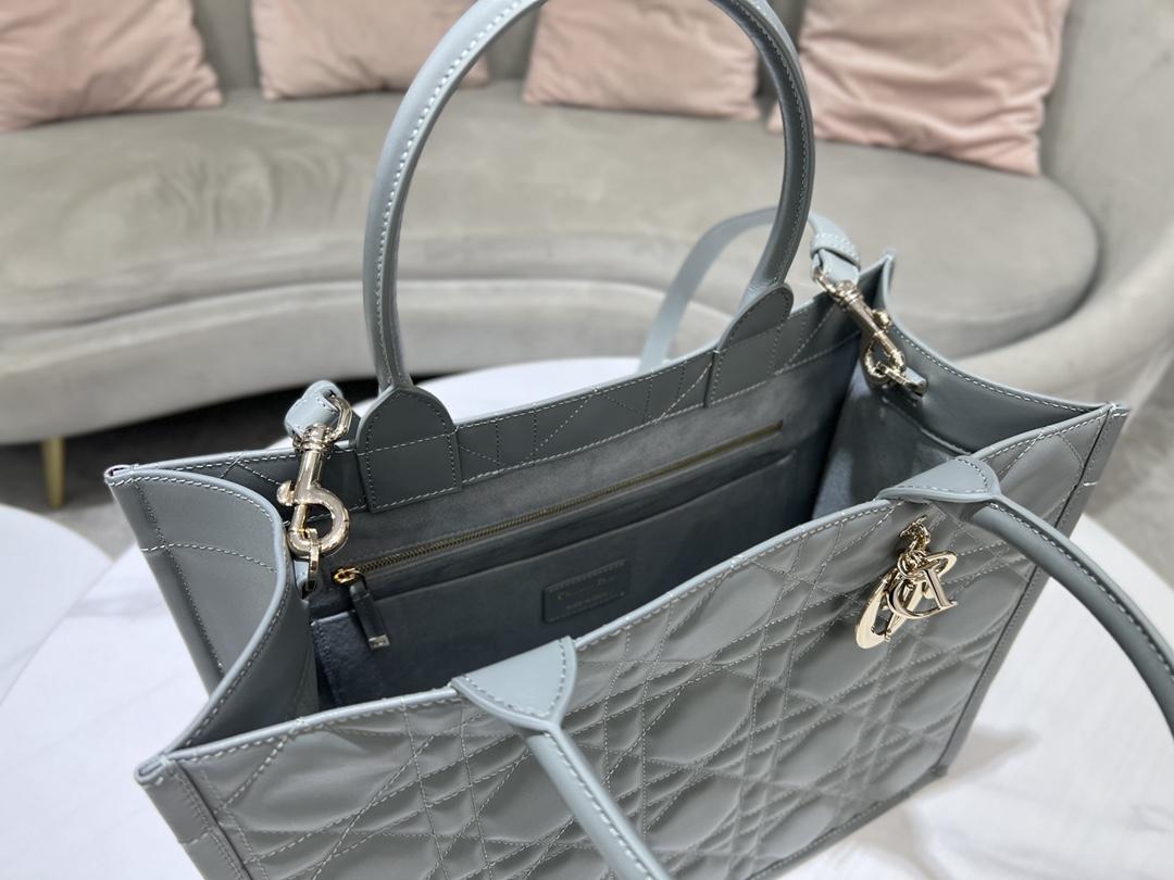 D I O R Dior Book Tote Cross Leather 레플리카 23번 이미지 - Bag | 세미샵 레플리카 사이트