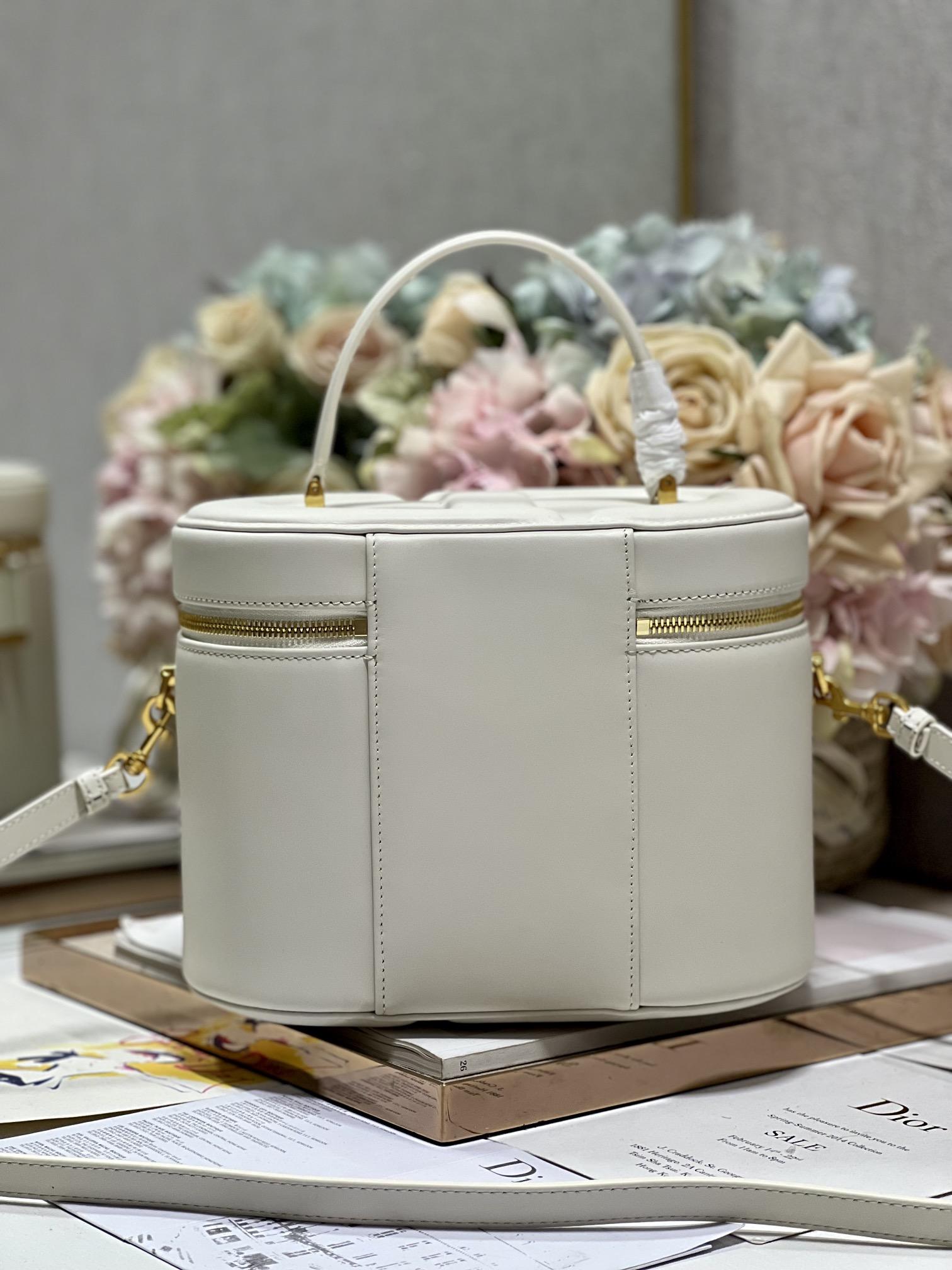 D I O R Dior CD Signature Vanity Case 레플리카 27번 이미지 - Bag | 세미샵 레플리카 사이트