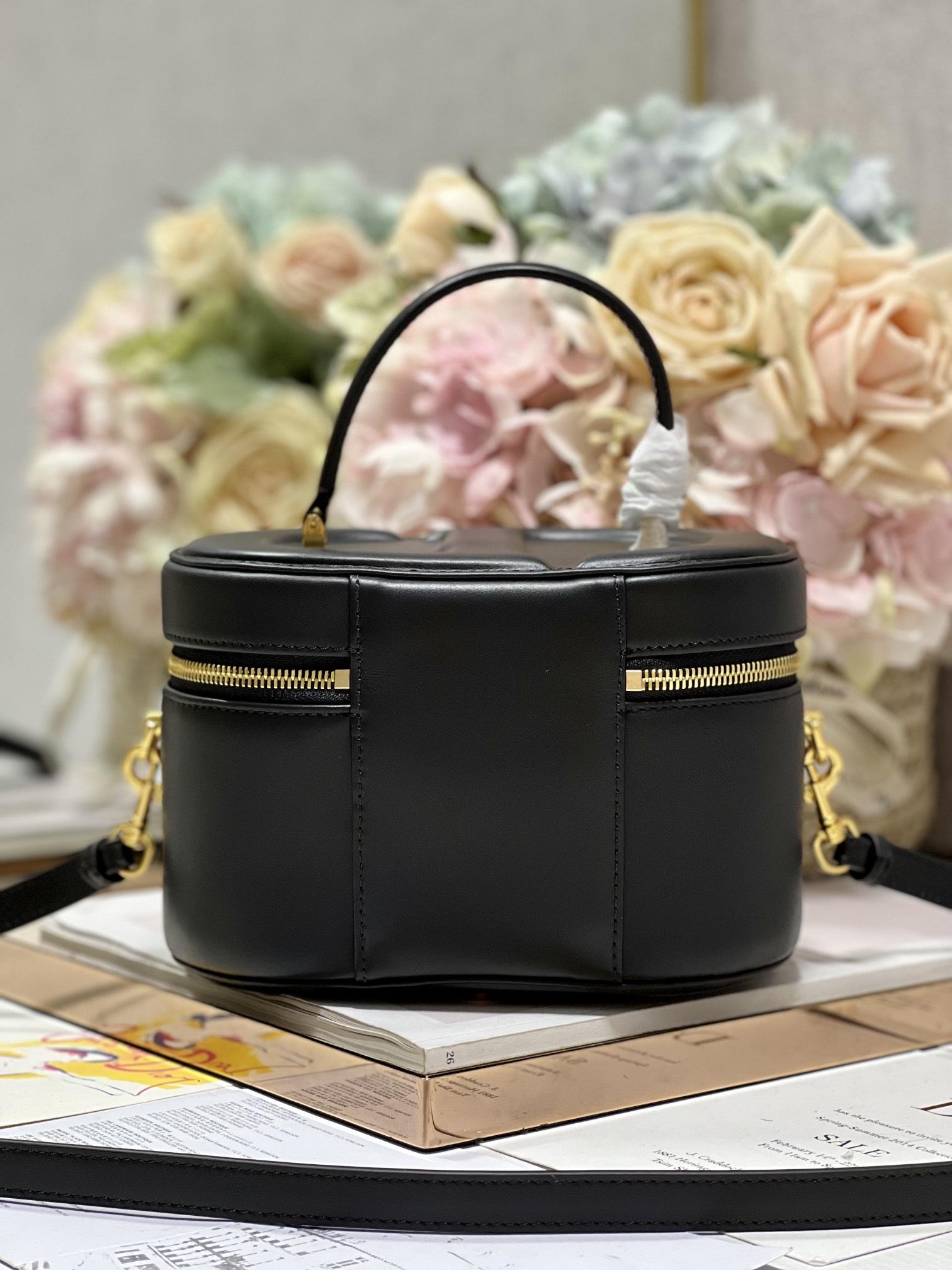 D I O R Dior CD Signature Vanity Case 레플리카 36번 이미지 - Bag | 세미샵 레플리카 사이트