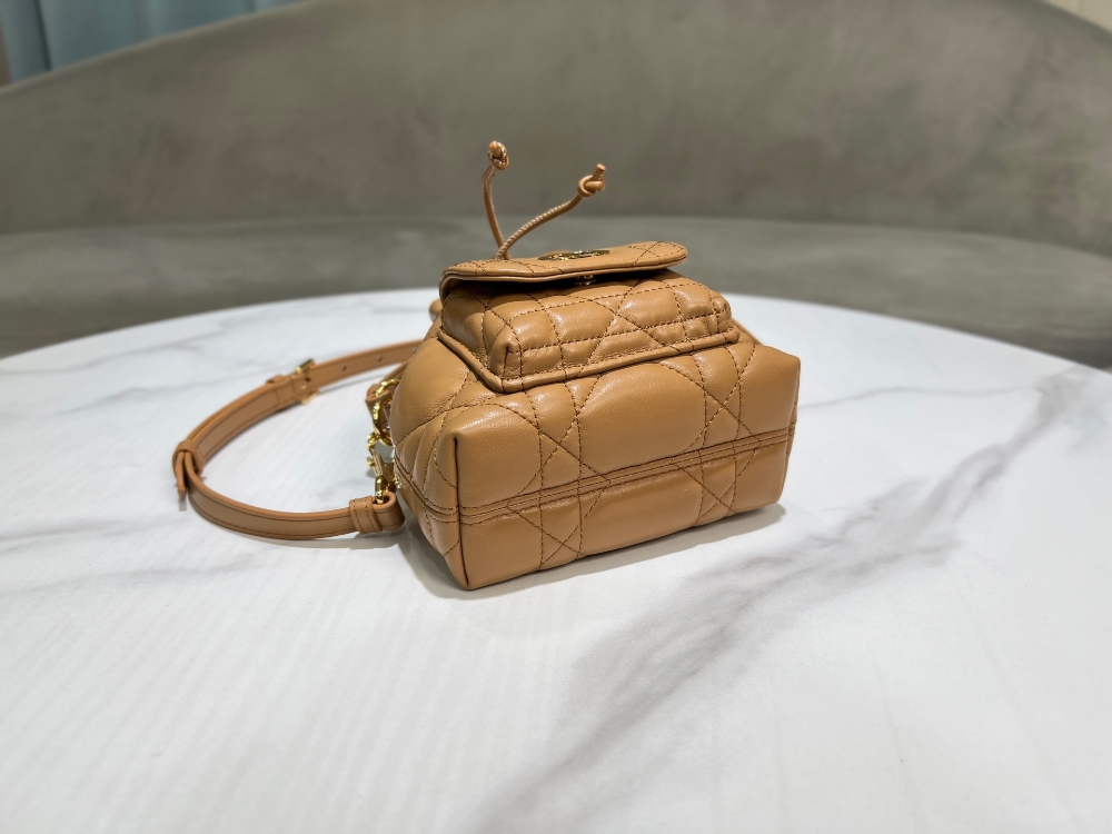 D I O R Dior Caro Nano Bucket 레플리카 3번 이미지 - Bag | 세미샵 레플리카 사이트