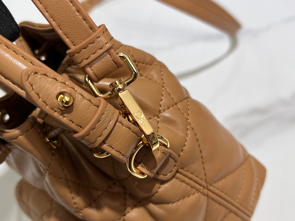 D I O R Dior Caro Nano Bucket 레플리카 6번 이미지 - Bag | 세미샵 레플리카 사이트