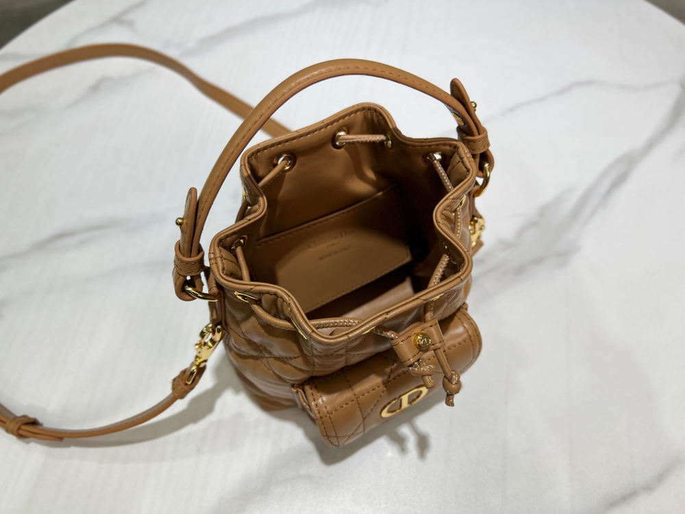 D I O R Dior Caro Nano Bucket 레플리카 7번 이미지 - Bag | 세미샵 레플리카 사이트