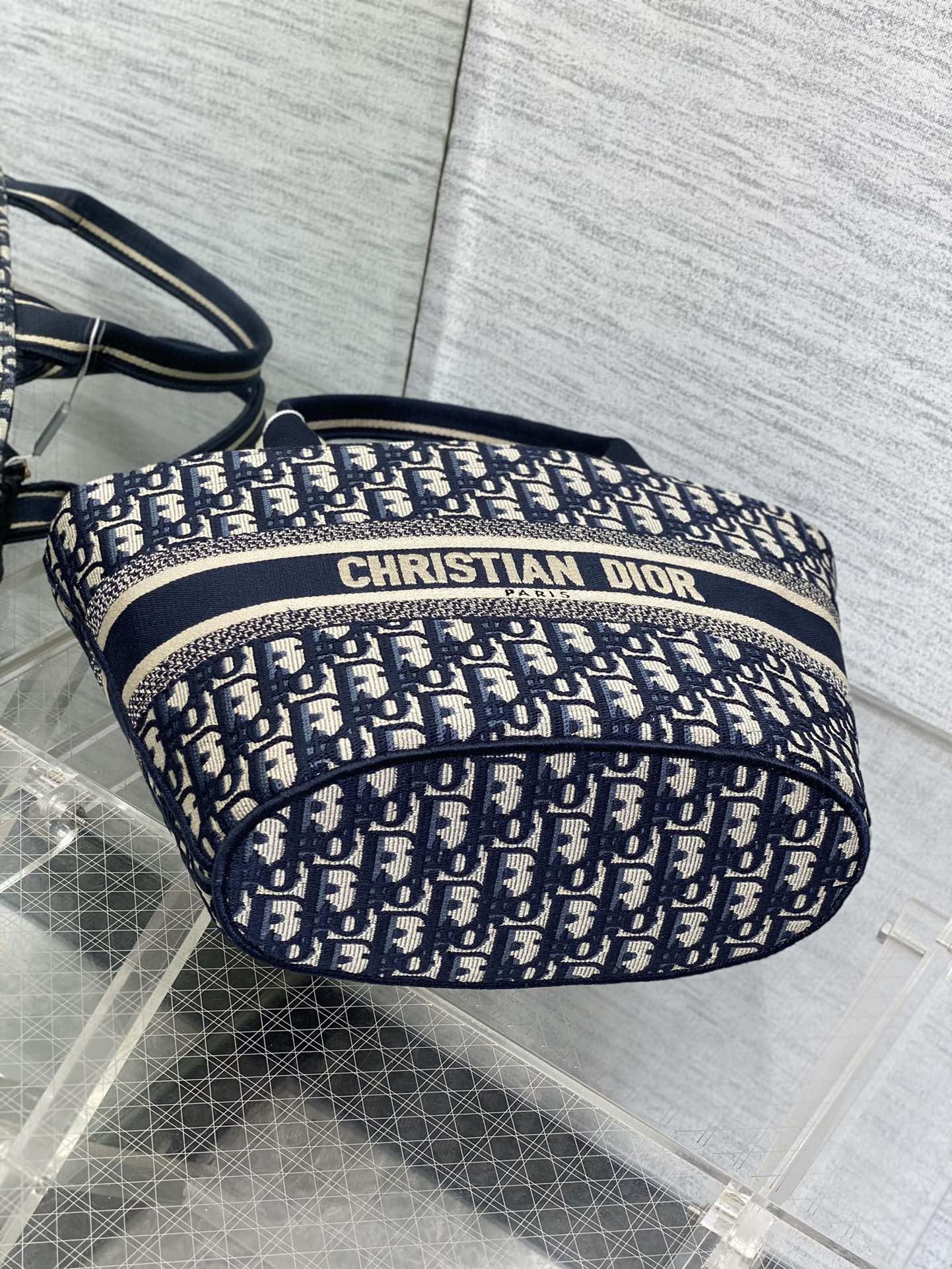 D I O R Dior Hat Basket 레플리카 20번 이미지 - Bag | 세미샵 레플리카 사이트