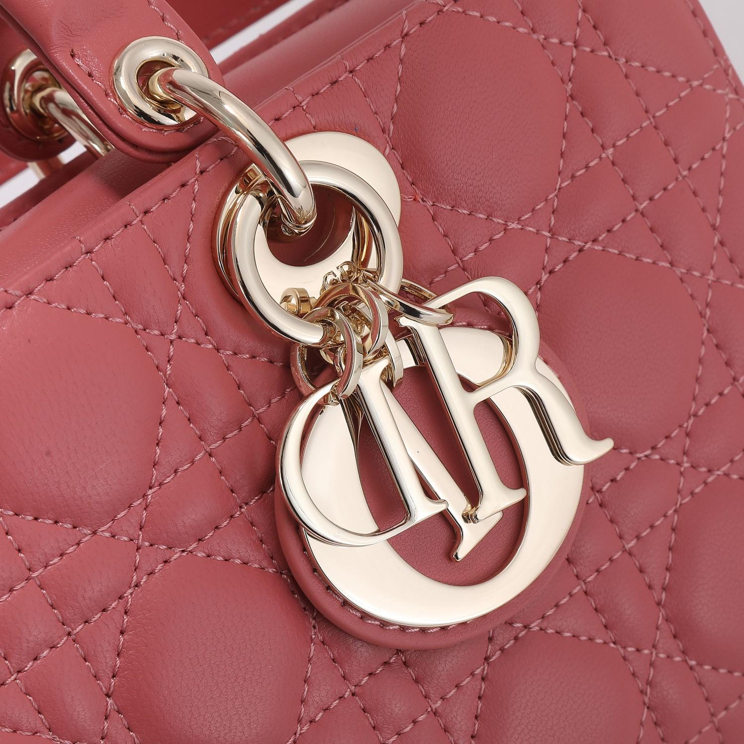 D I O R Dior Lady D-Joy Medium 레플리카 21번 이미지 - Bag | 세미샵 레플리카 사이트