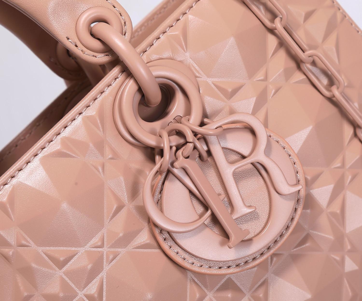 D I O R Dior Lady D-Joy Medium 레플리카 29번 이미지 - Bag | 세미샵 레플리카 사이트