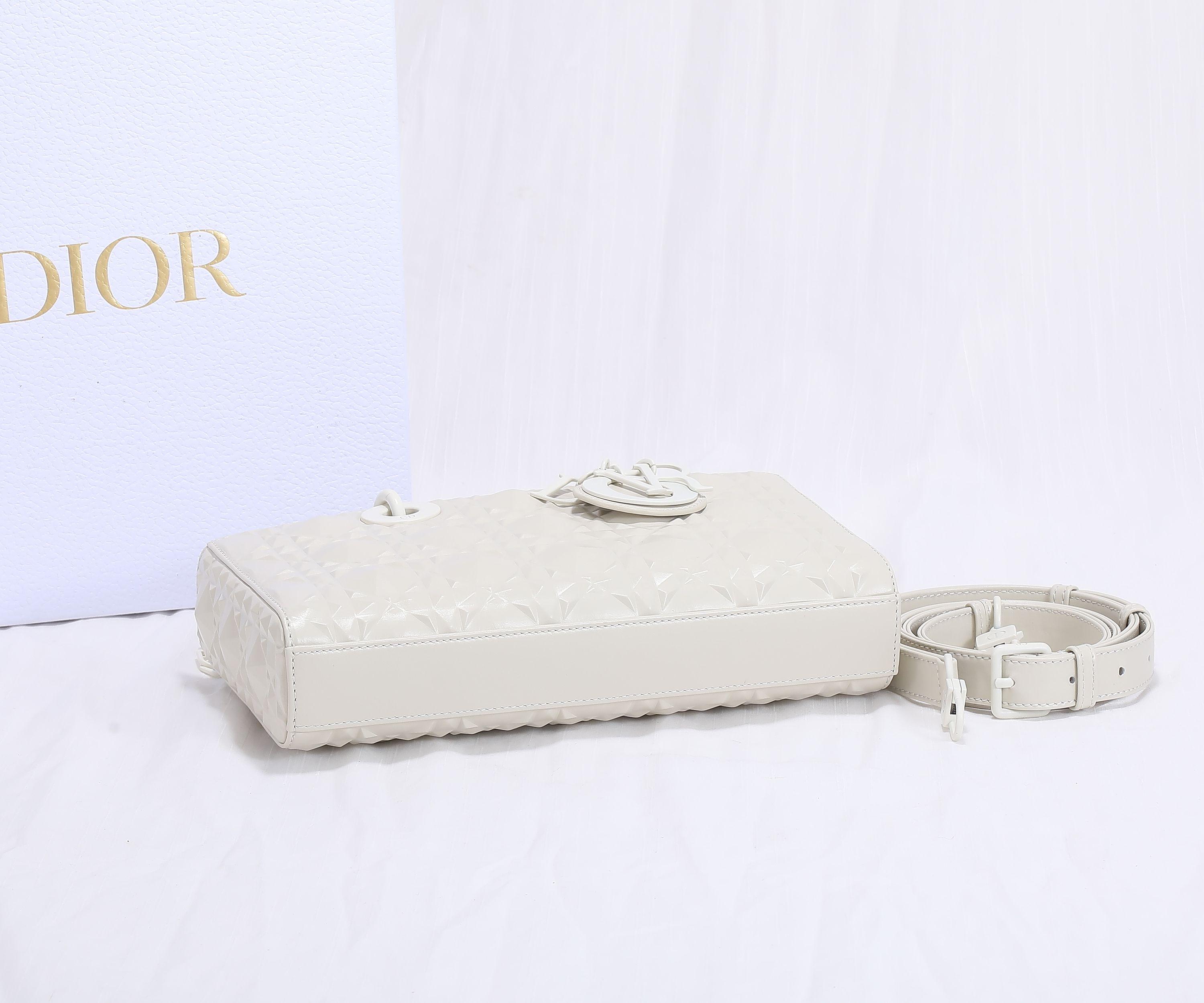 D I O R Dior Lady D-Joy Medium 레플리카 43번 이미지 - Bag | 세미샵 레플리카 사이트