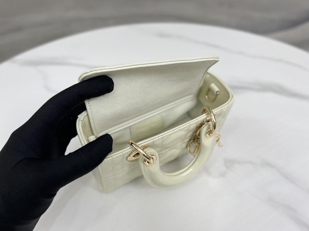 D I O R Dior Lady D-Joy Patent 레플리카 15번 이미지 - Bag | 세미샵 레플리카 사이트