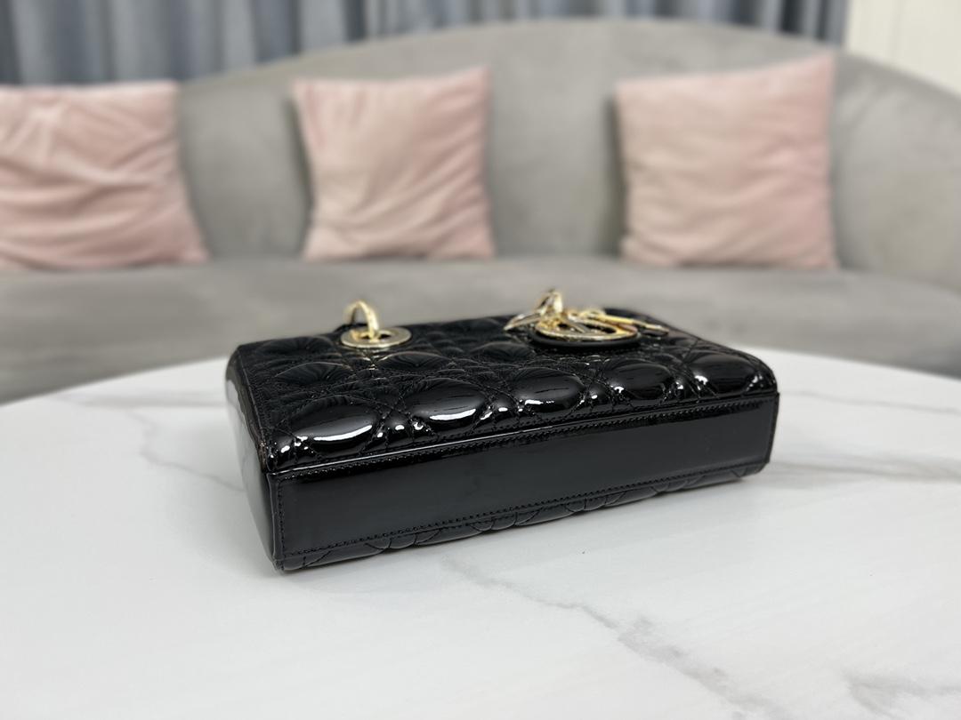 D I O R Dior Lady D-Joy Patent 레플리카 27번 이미지 - Bag | 세미샵 레플리카 사이트