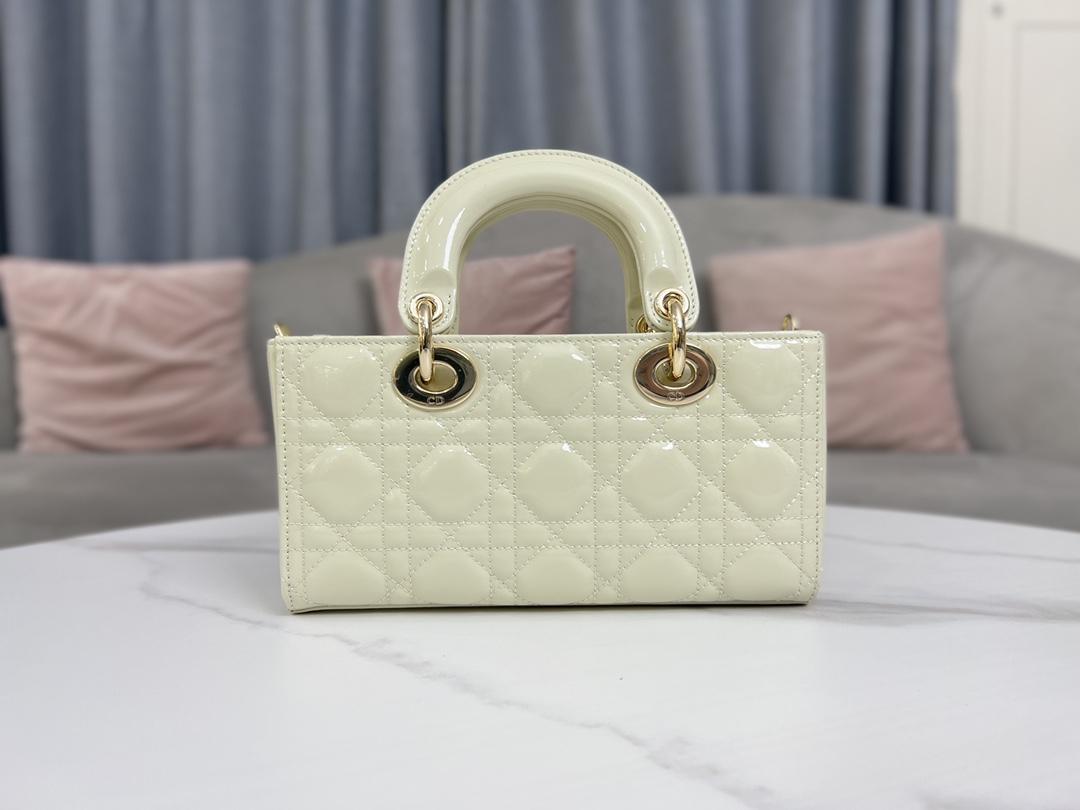 D I O R Dior Lady D-Joy Patent 레플리카 34번 이미지 - Bag | 세미샵 레플리카 사이트