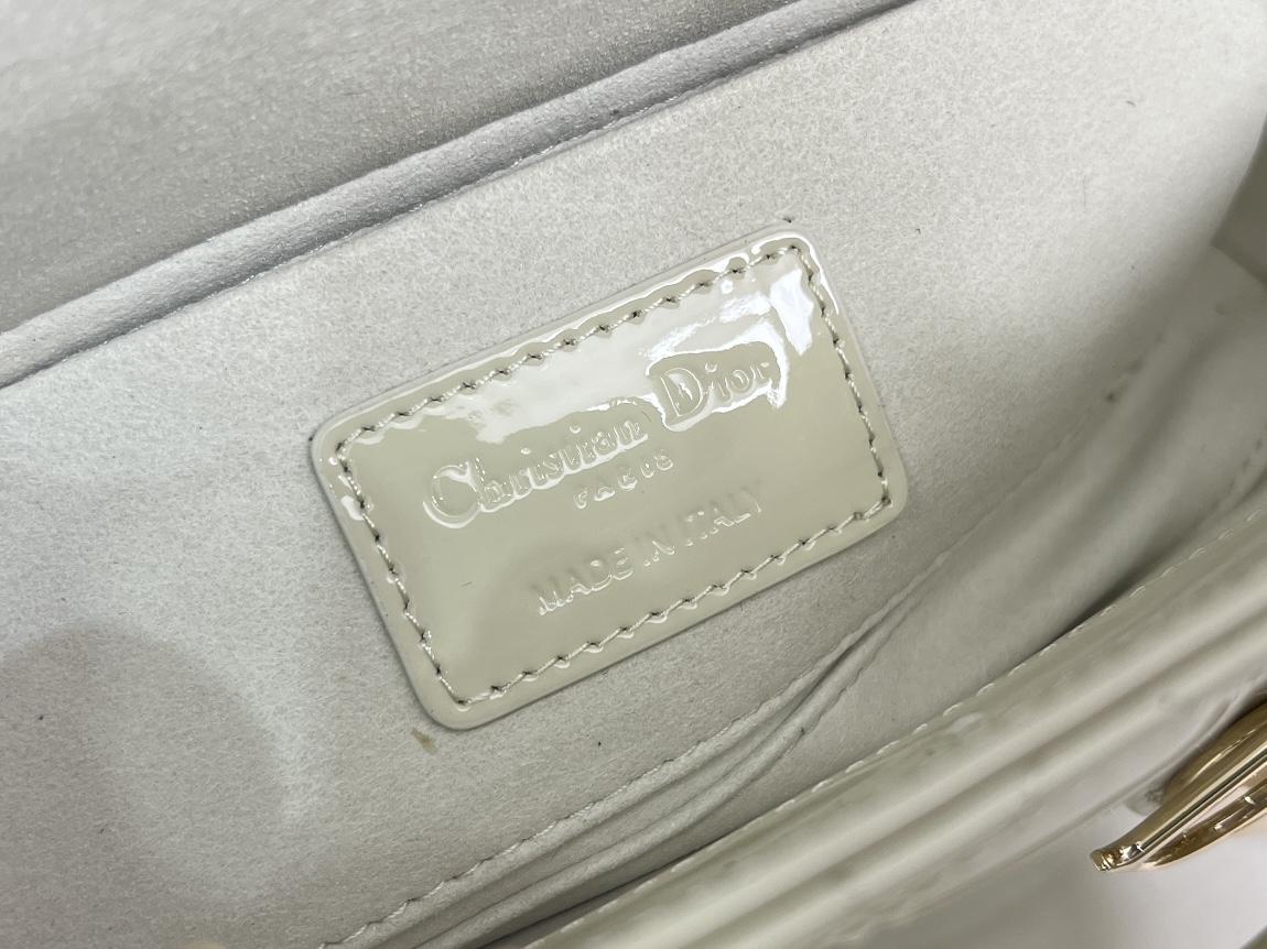 D I O R Dior Lady D-Joy Patent 레플리카 40번 이미지 - Bag | 세미샵 레플리카 사이트