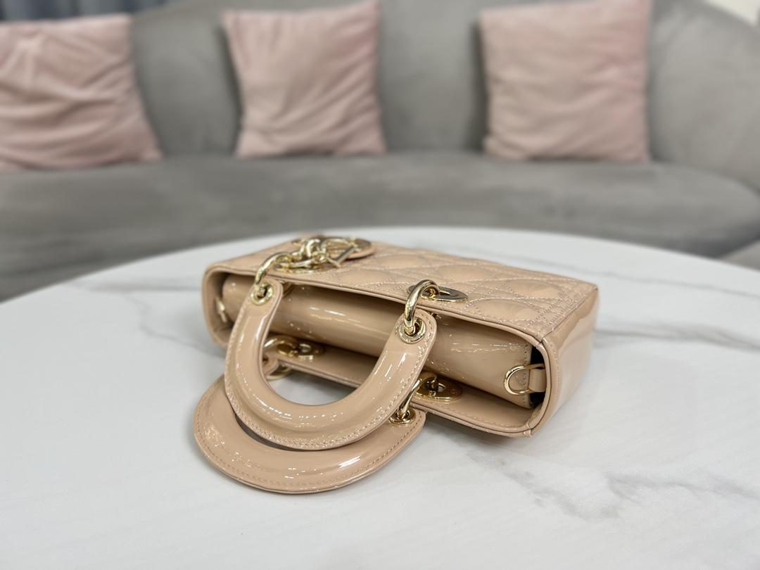 D I O R Dior Lady D-Joy Patent 레플리카 46번 이미지 - Bag | 세미샵 레플리카 사이트