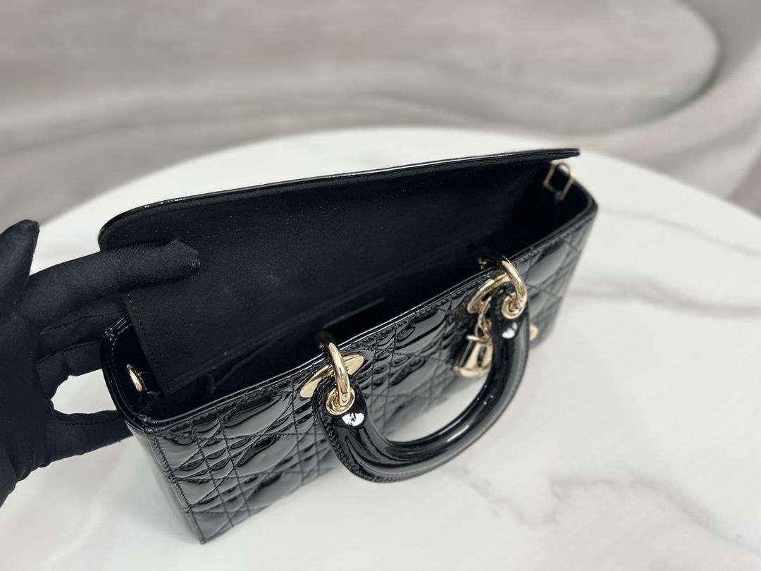 D I O R Dior Lady D-Joy Patent 레플리카 55번 이미지 - Bag | 세미샵 레플리카 사이트