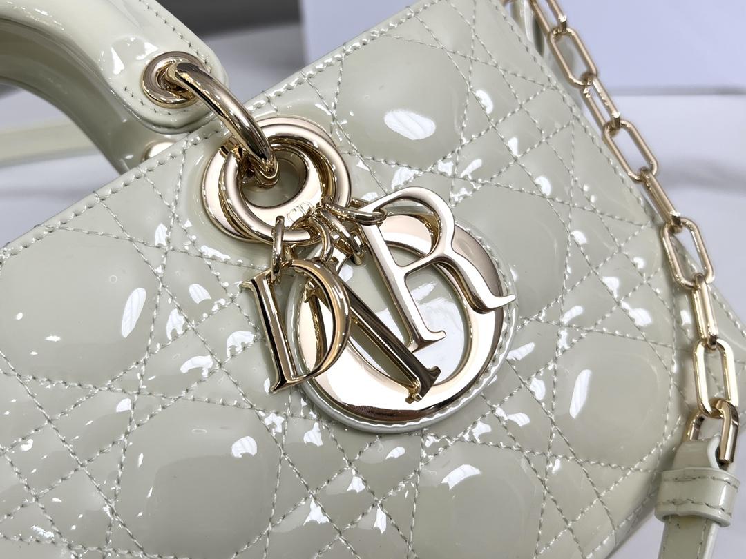 D I O R Dior Lady D-Joy Patent 레플리카 60번 이미지 - Bag | 세미샵 레플리카 사이트