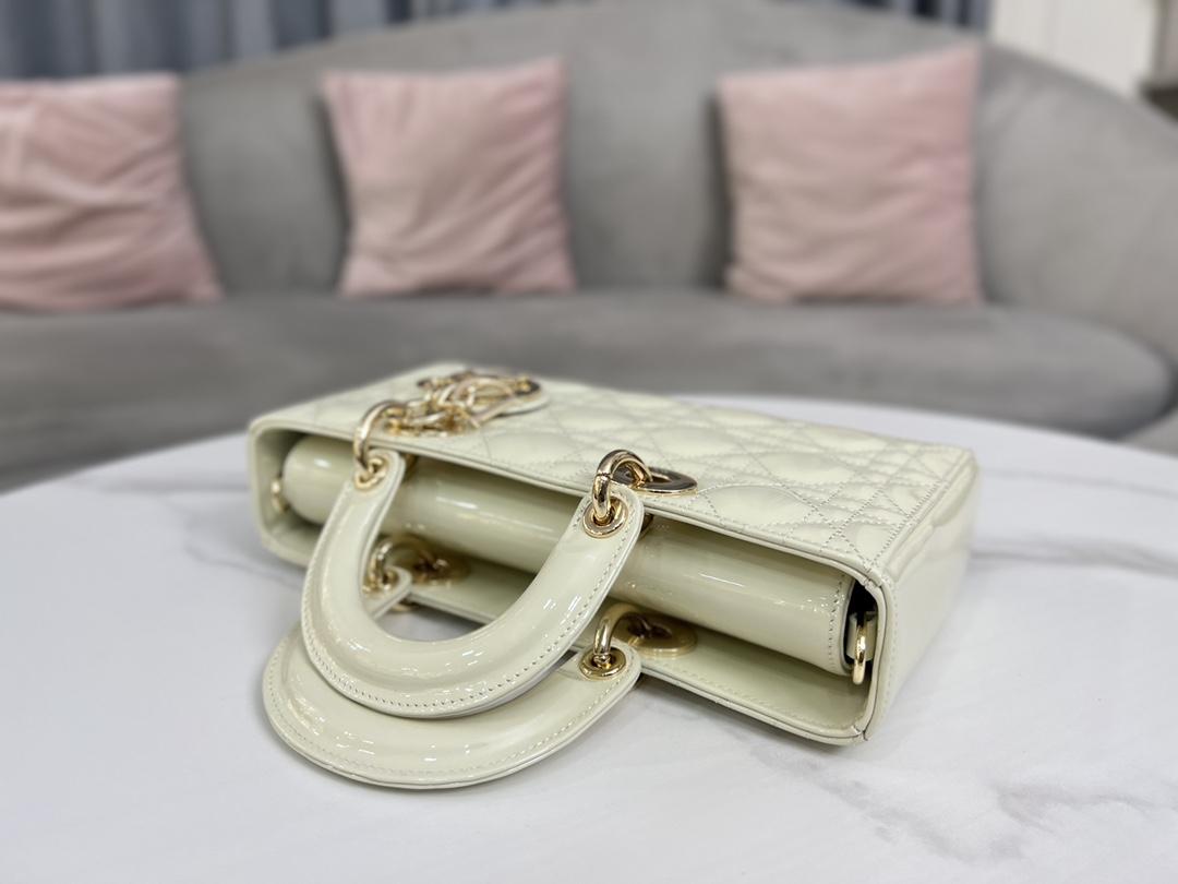 D I O R Dior Lady D-Joy Patent 레플리카 62번 이미지 - Bag | 세미샵 레플리카 사이트