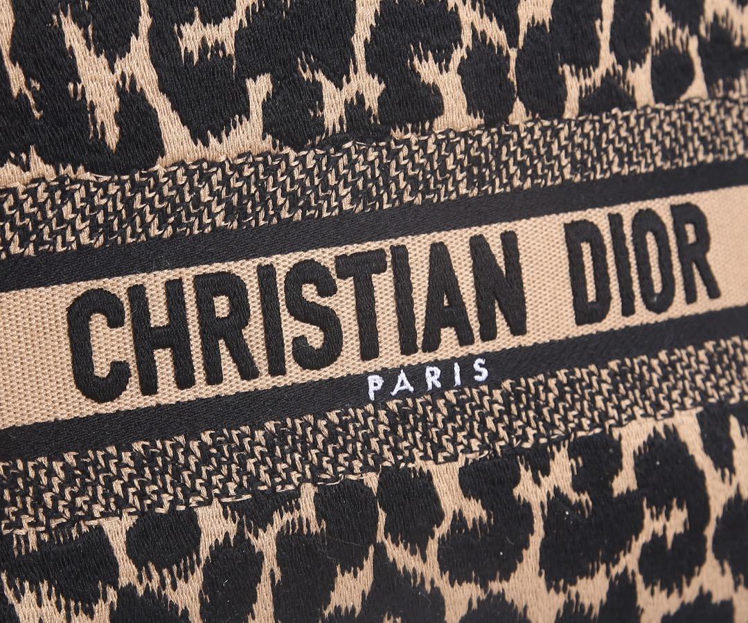 D I O R Dior Lady D-Lite Medium 레플리카 5번 이미지 - Bag | 세미샵 레플리카 사이트