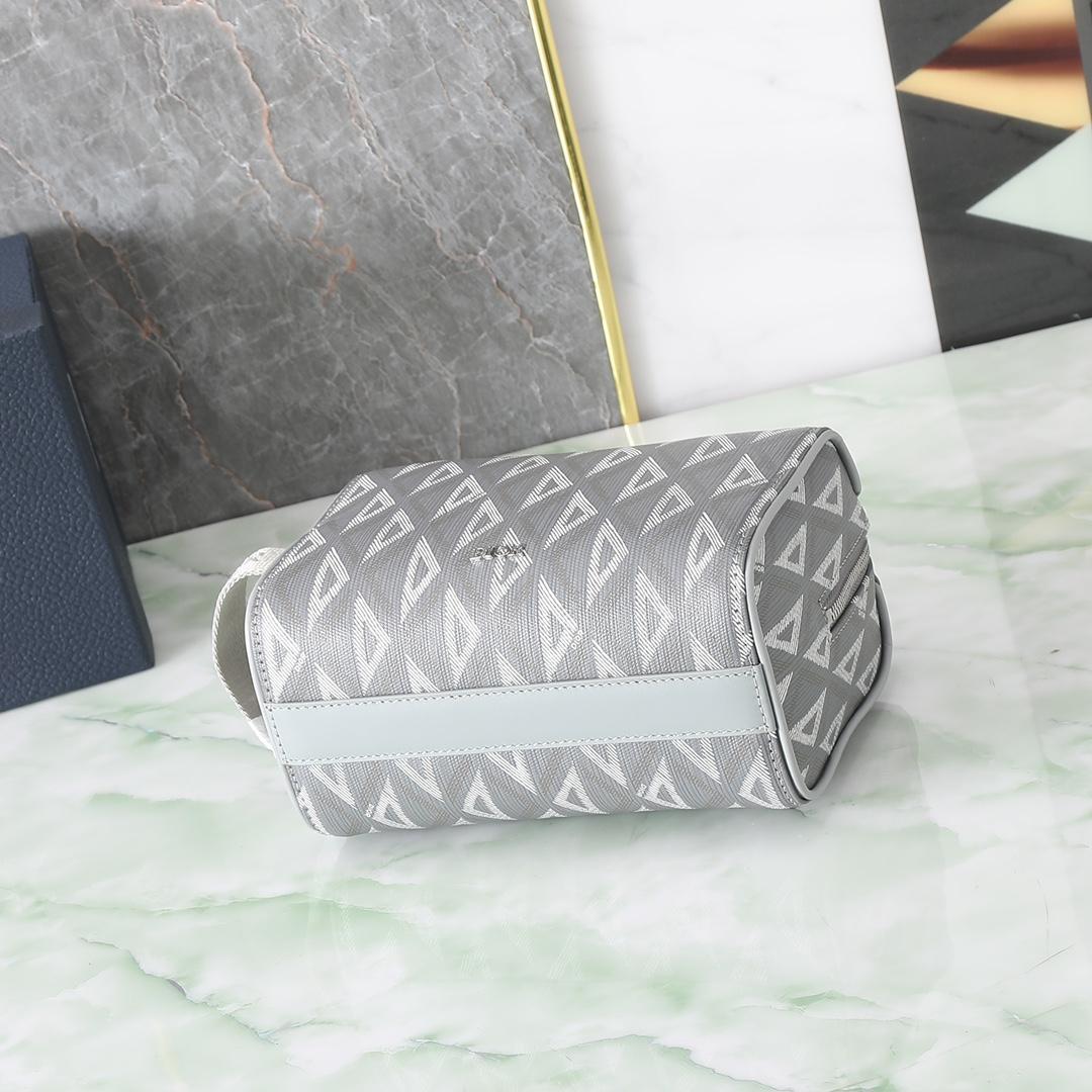 D I O R Dior Lingot Toiletry 레플리카 20번 이미지 - Bag | 세미샵 레플리카 사이트