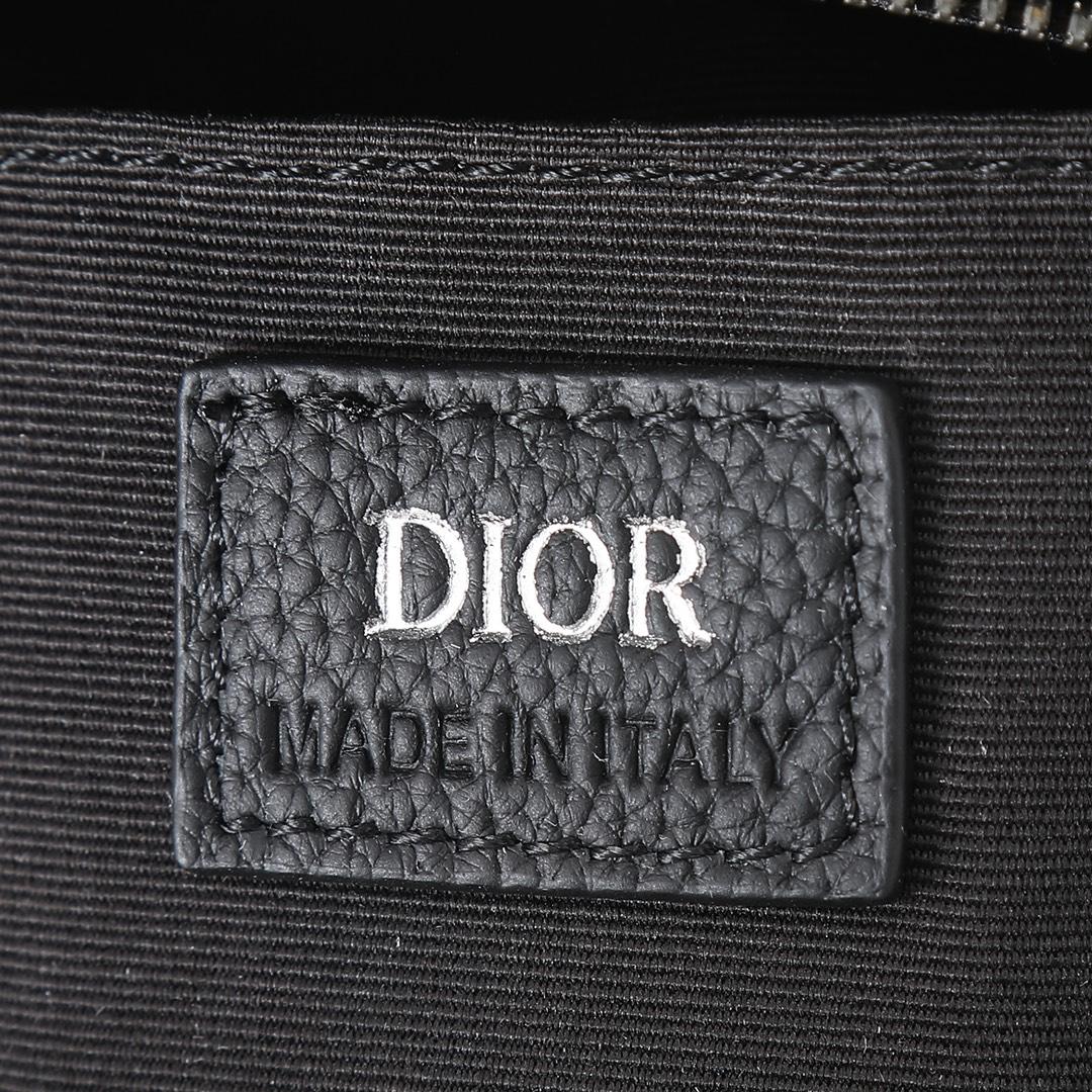 D I O R Dior Lingot Toiletry 레플리카 32번 이미지 - Bag | 세미샵 레플리카 사이트