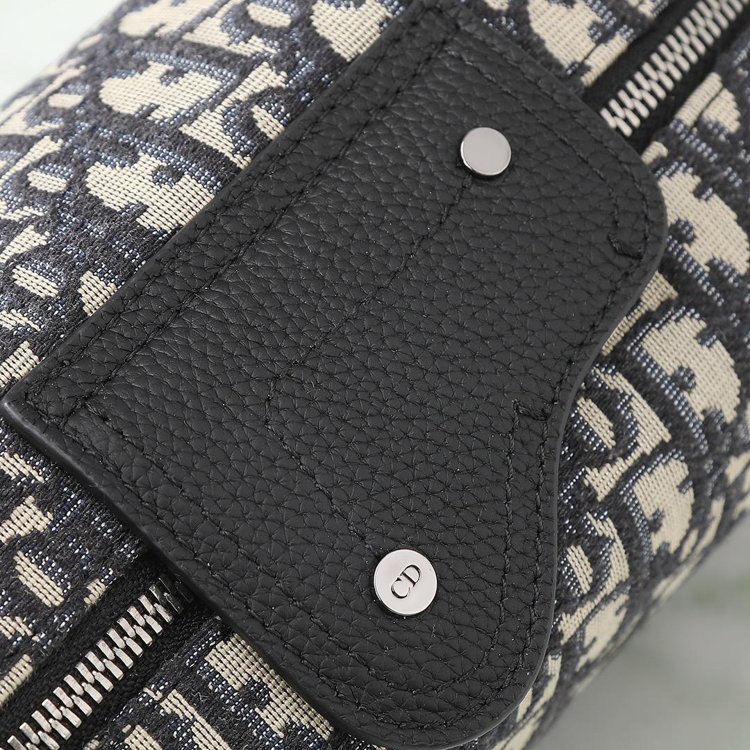 D I O R Dior Lingot Toiletry 레플리카 38번 이미지 - Bag | 세미샵 레플리카 사이트