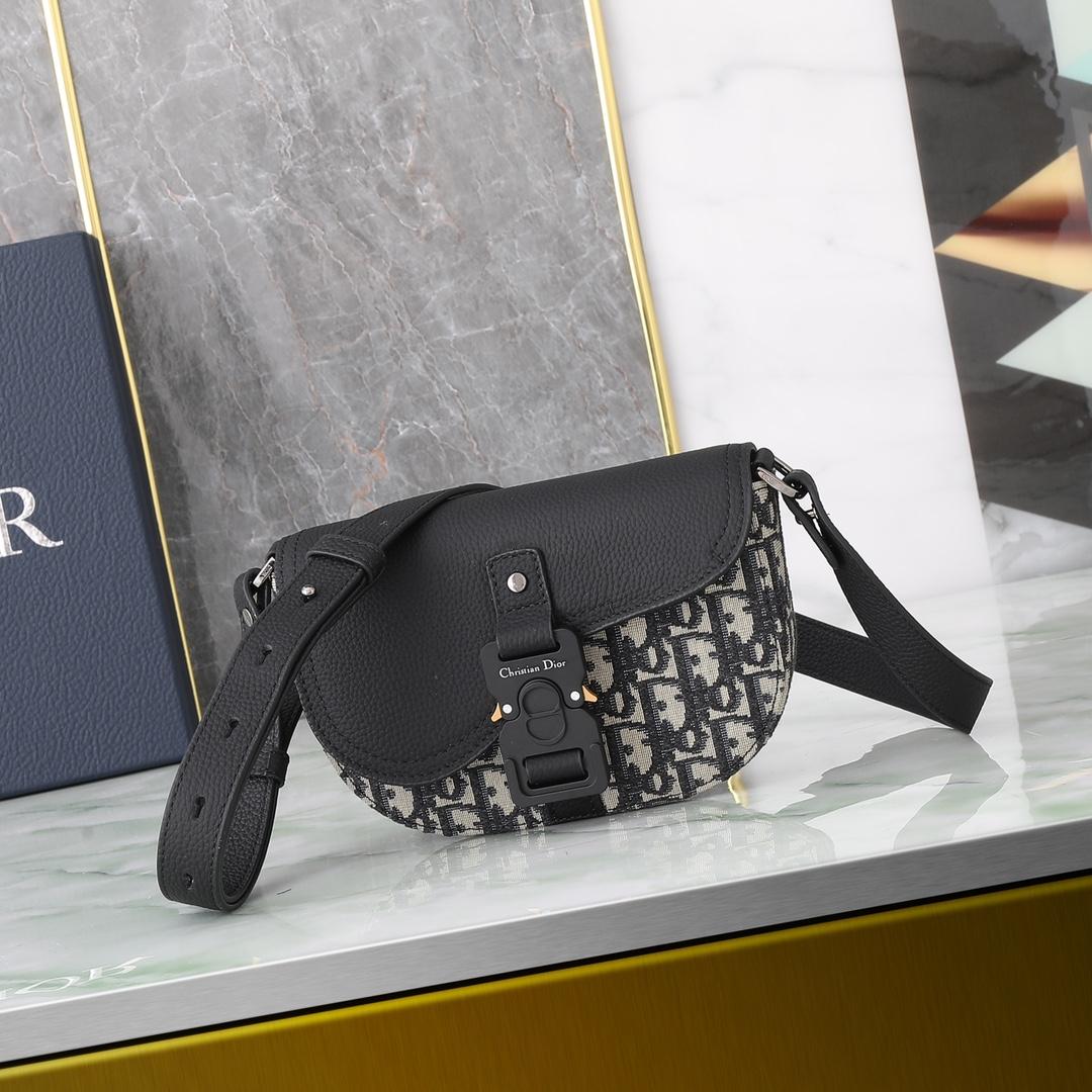 D I O R Dior Saddle Mini Flap Messenger 레플리카 17번 이미지 - Bag | 세미샵 레플리카 사이트