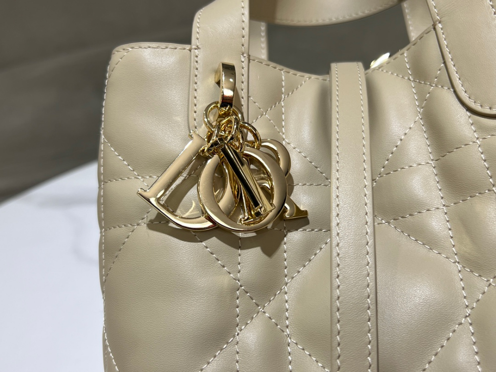 D I O R Dior Toujours Vertical Small 레플리카 39번 이미지 - Bag | 세미샵 레플리카 사이트
