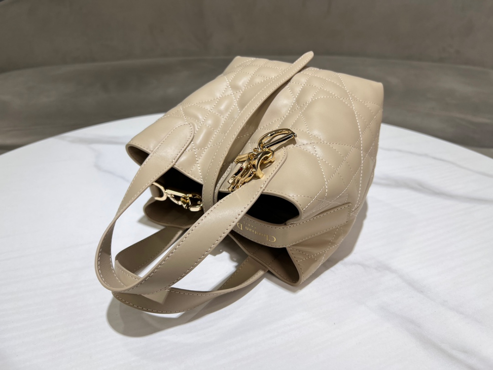 D I O R Dior Toujours Vertical Small 레플리카 40번 이미지 - Bag | 세미샵 레플리카 사이트