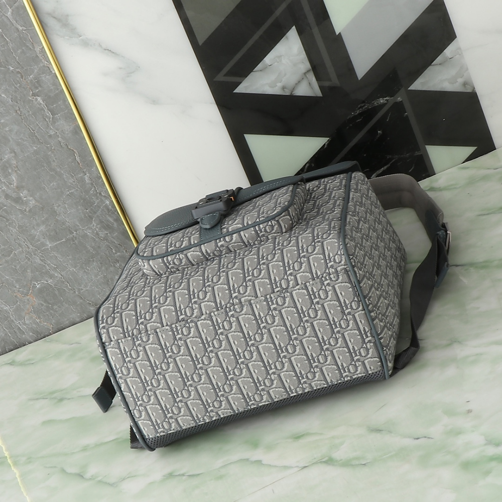 D I O R Saddle Backpack With Flap 레플리카 4번 이미지 - Bag | 세미샵 레플리카 사이트