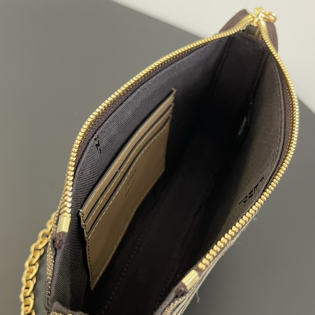 펜디 펜디 FF 패브릭 슬림 파우치 레플리카 7번 이미지 - Bag | 세미샵 레플리카 사이트