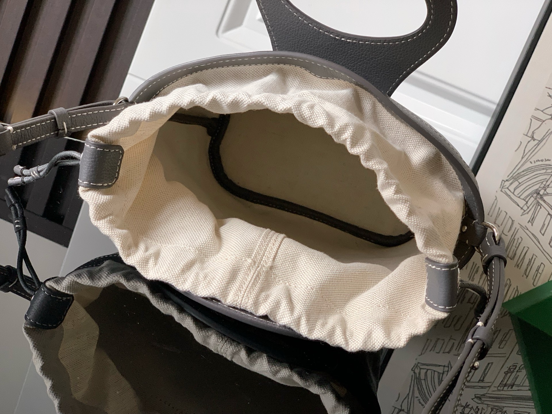 고야드 미니 벨루가 " 10 Color " 36번 이미지