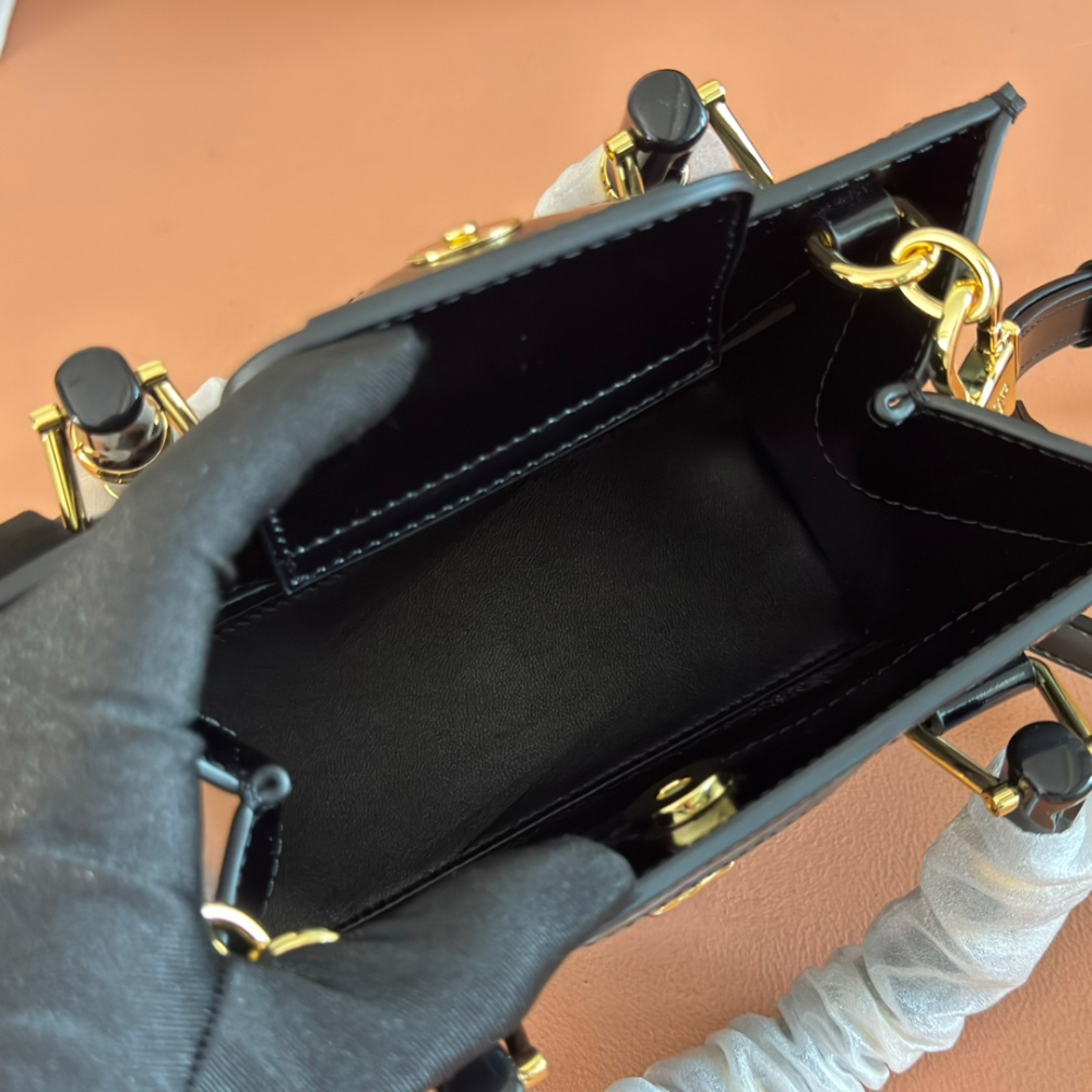 Gucci Gucci Diana Small Tote 레플리카 27번 이미지 - Bag | 세미샵 레플리카 사이트