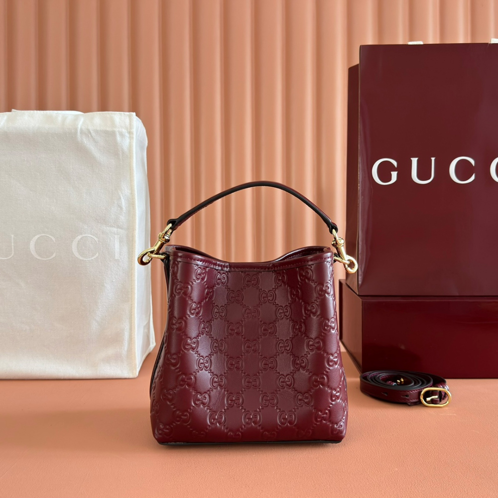 Gucci Gucci GG Emblem Bucket 레플리카 2번 이미지 - Bag | 세미샵 레플리카 사이트