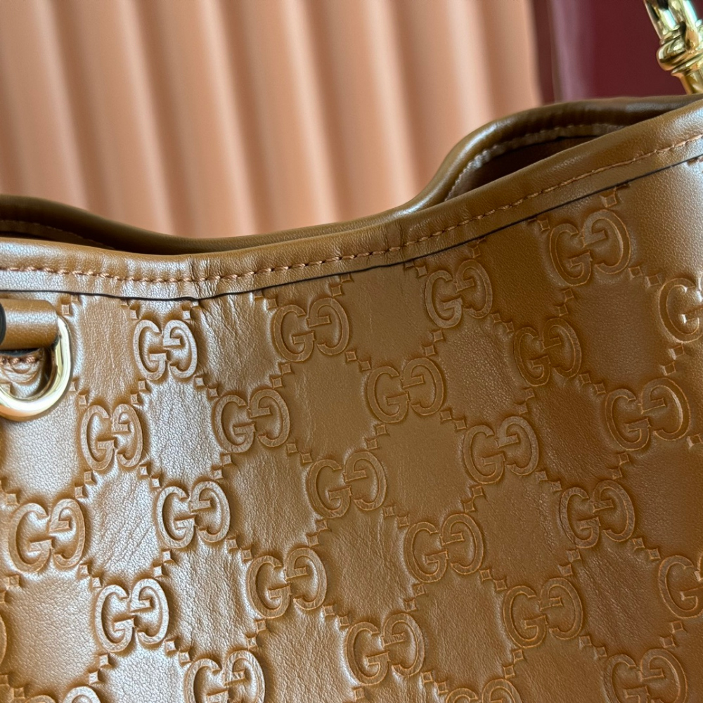 Gucci Gucci GG Emblem Bucket 레플리카 5번 이미지 - Bag | 세미샵 레플리카 사이트