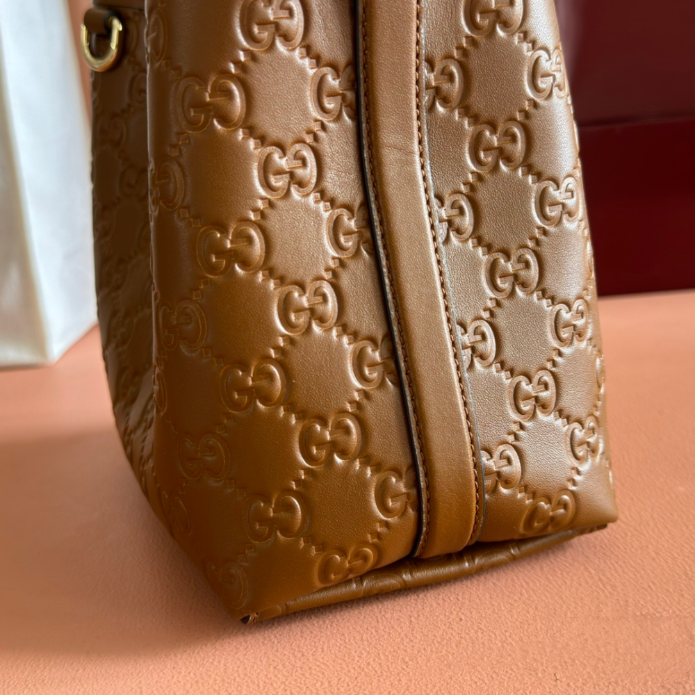 Gucci Gucci GG Emblem Bucket 레플리카 7번 이미지 - Bag | 세미샵 레플리카 사이트